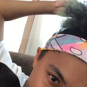 Meet your Posher, Simone